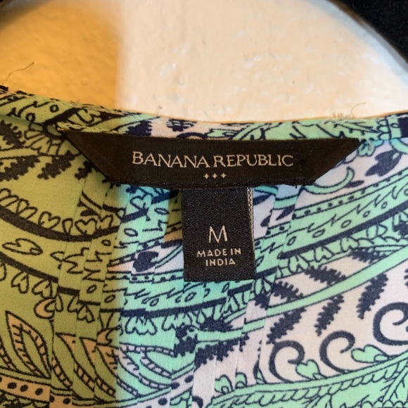 [ Banana Republic ] V Neck Paisley Blouse - Picture 2 of 4